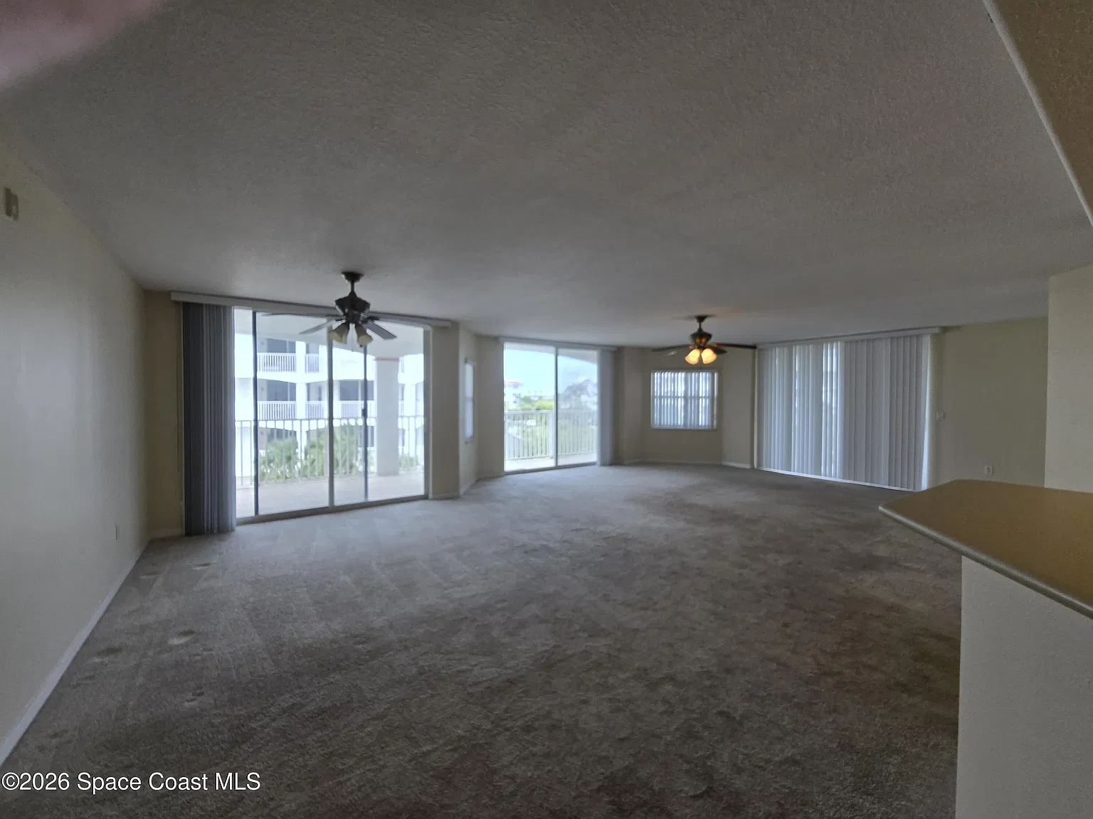 3 bed, 2.0 bath, 2348 sqft, $2,300 — Photo 4