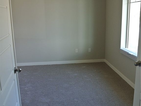2nd image of 1934 Hardway Ln