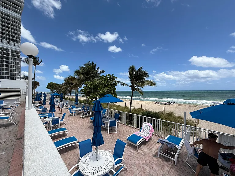 4250 Galt Ocean Dr #14T — Photo 24
