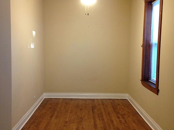 4th image of 2475 W Pensacola Ave