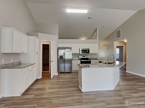 5th image of 434 Bentridge Dr