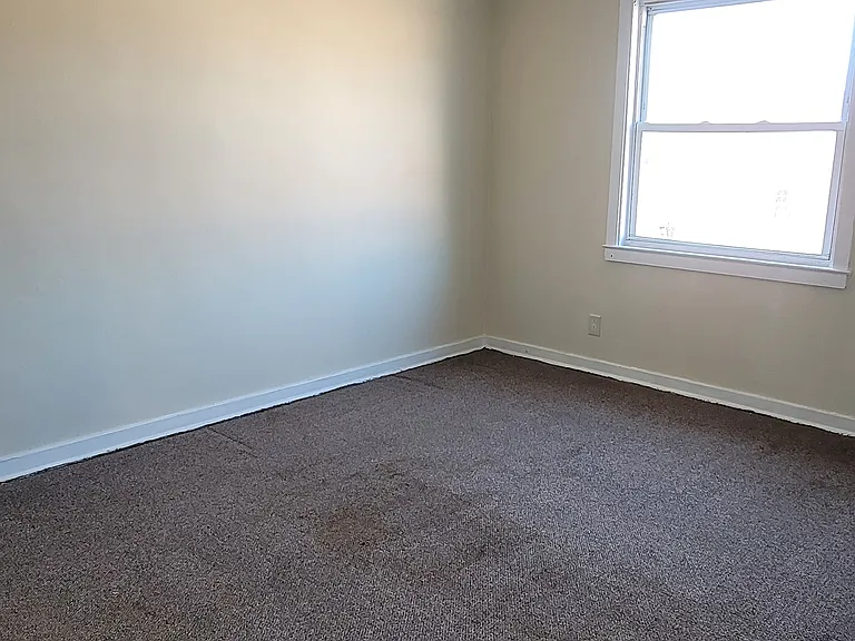 416 Cedar Dr — Photo 8