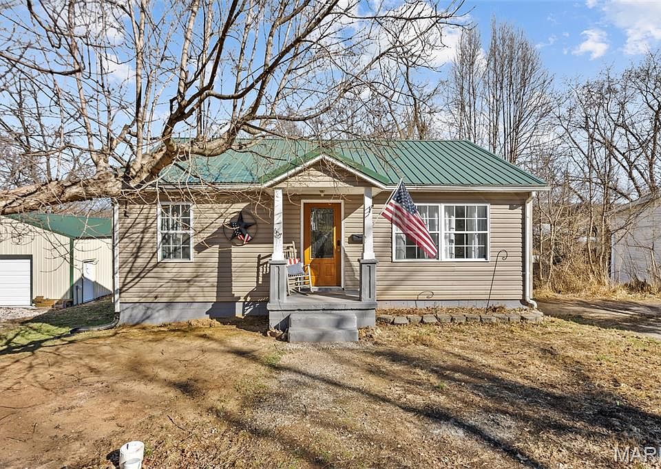 1st image of 607 Nicholson Dr