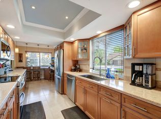 147 Meander Cir, Royal Palm Beach, FL 33411