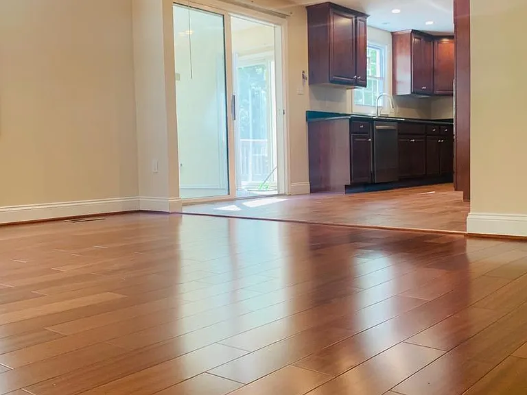 1228 Windmill Ln — Photo 3