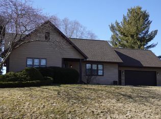 715 Torrey Pines DRIVE, Twin Lakes, WI 53181