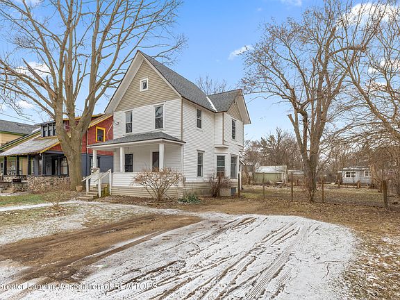 3rd image of 184 Post Ave