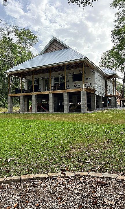 1st image of 455 Lake Holley Cir