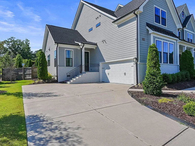 3438 Snowbed Ridge Dr — Photo 4