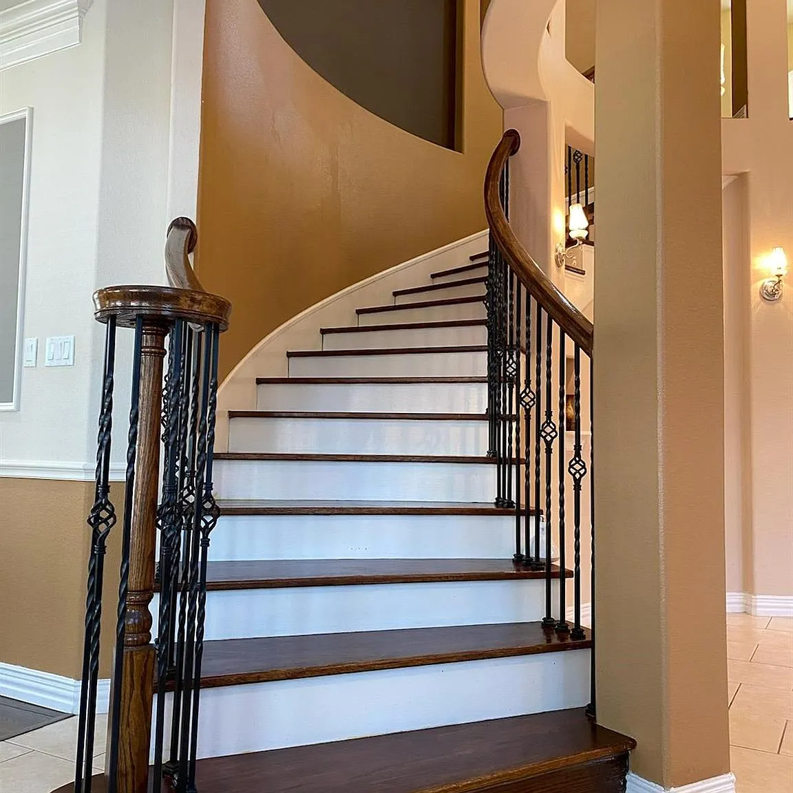 5 bed, 3.5 bath, 4514 sqft, $3,500 — Photo 4