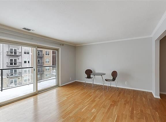 2nd image of 4614 Holly St APT 5