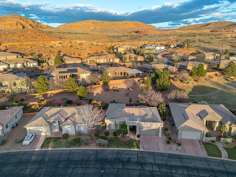 1590 N Sonoran Dr — Photo 15