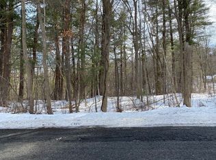 18 Pineswamp Rd, Ipswich, MA 01938