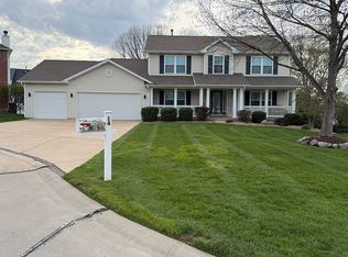 14 Canter Ct, Saint Peters, MO 63376