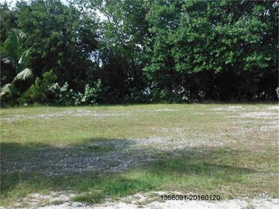 Treasure Island St, Big pine key, FL, 33043