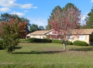 11 Johns Rd, Hawkinsville, GA 31036