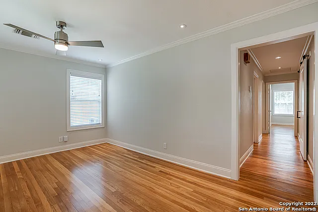 526 Marchmont Ln — Photo 10