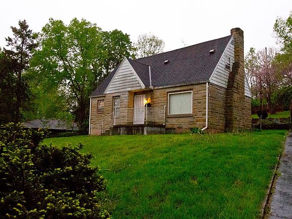 2nd image of 223 Bellewood Ave