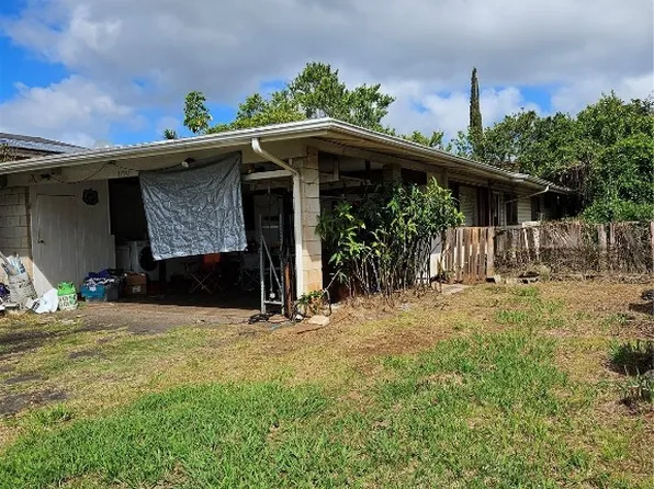 1790 Nakula St, Wahiawa, HI 96786
