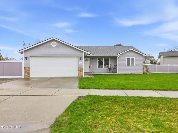 9286 N Great Hall Dr, Hayden Lake, ID 83835