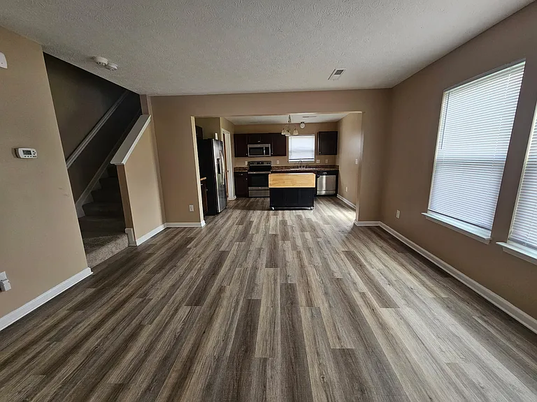 4085 Lassen Ln — Photo 3