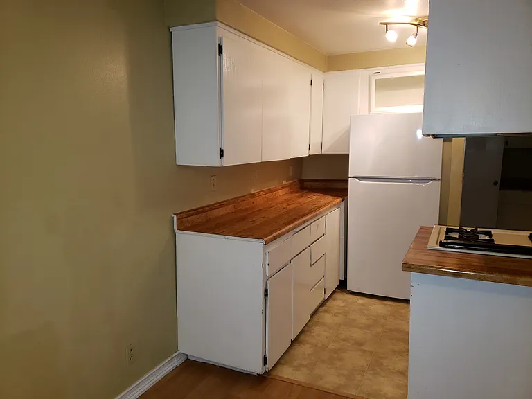 1748 Yelm Hwy SE — Photo 9