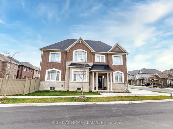 95 Viva Gdns, Oakville, ON L6H 0Z2