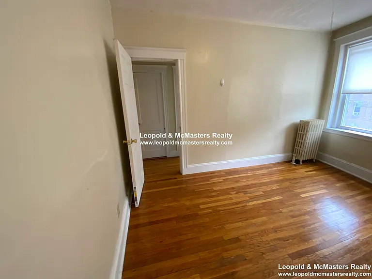 Kelton Street Apartments — Photo 79