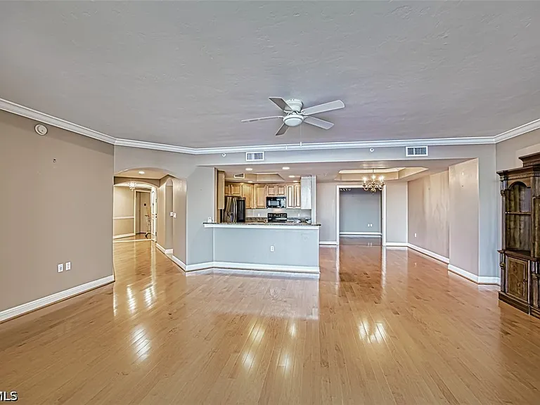 2090 W 1st St #G1607 — Photo 18