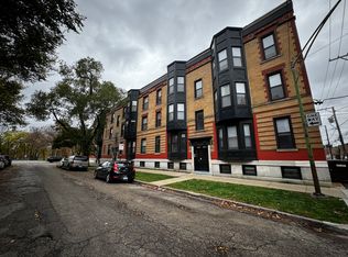 2748 W Le Moyne St #1F, Chicago, IL 60622