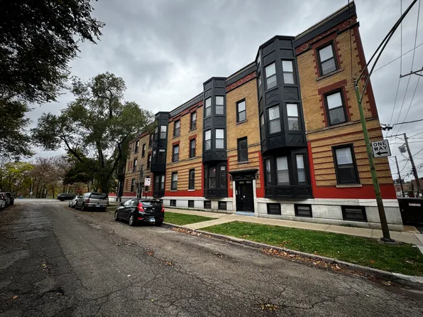 2748 W Le Moyne St #1F, Chicago, IL 60622