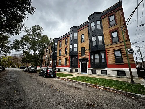 2748 W Le Moyne St #3E Photo 1