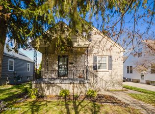 207 Iola Rd, Saint Matthews, KY 40207