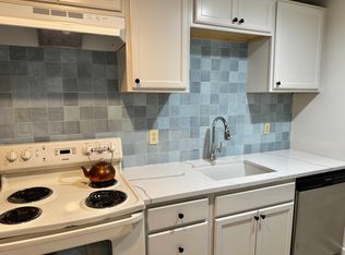 14 W Taylor St APT C, Savannah, GA 31401