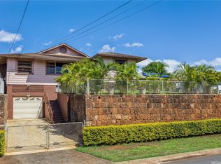 826 Puu Kula Dr, Pearl City, HI 96782