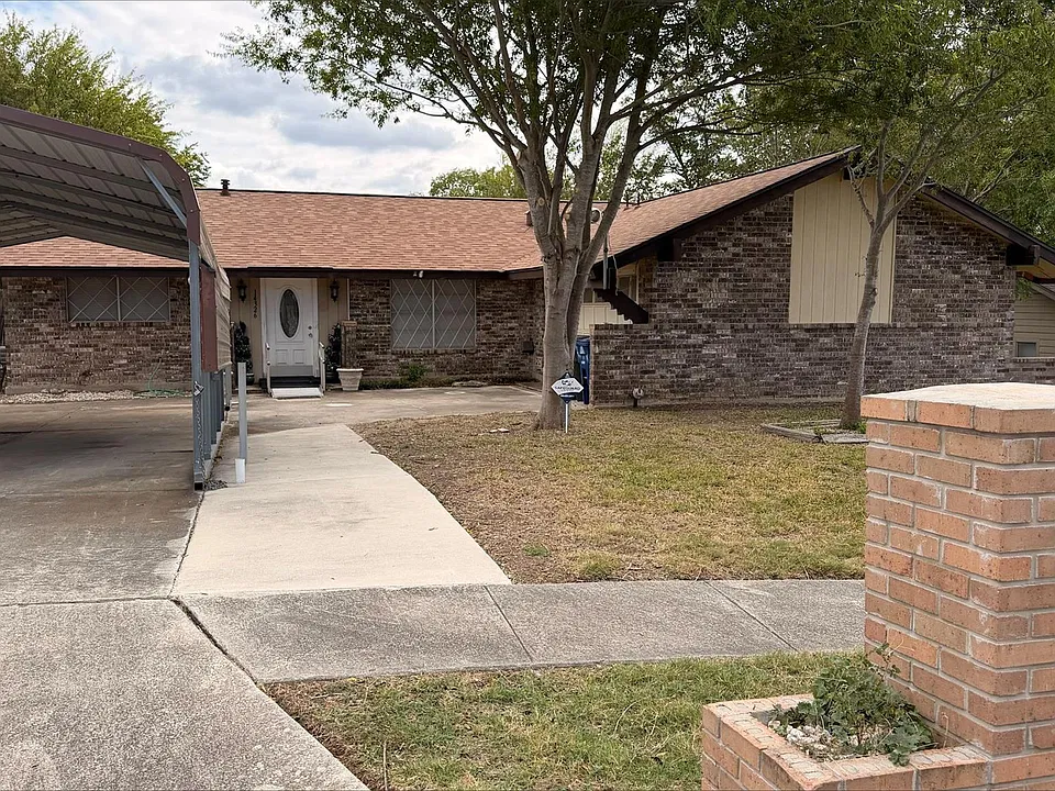 14326 Brangus Dr