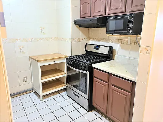 Rented by Virtual Real Estate | media 34