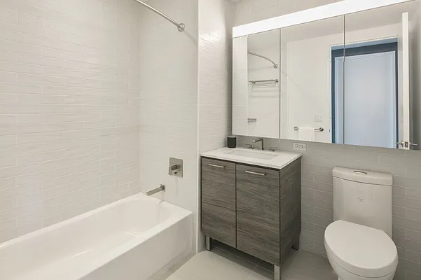 Rented by MNS Marketing | media 11