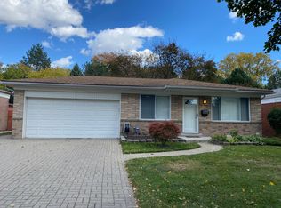 25850 Masch Ave, Warren, MI 48091