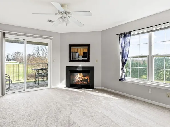 122 Sparrow Rd, Hummelstown, PA 17036