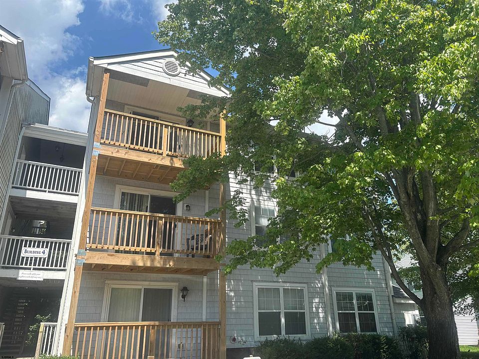 1st image of 4K Oyster Bay Rd #4K