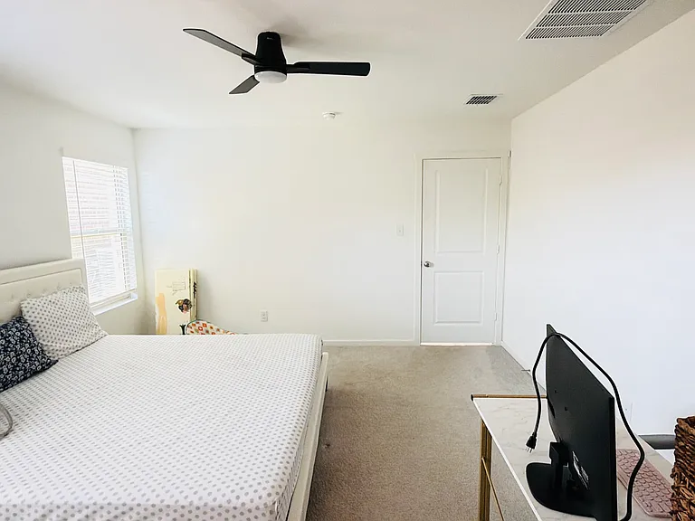 217 Adelina Dr — Photo 25