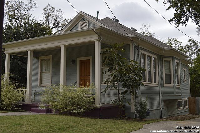 1st image of 526 E Huisache Ave