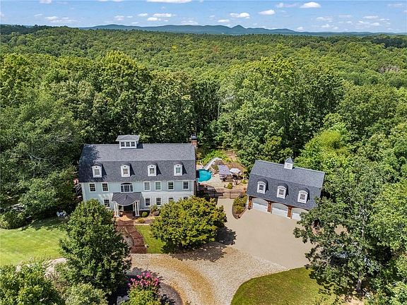 5th image of 285 Old Hornage Rd