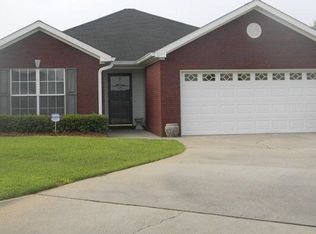 106 Abercorn Dr, Midland City, AL 36350