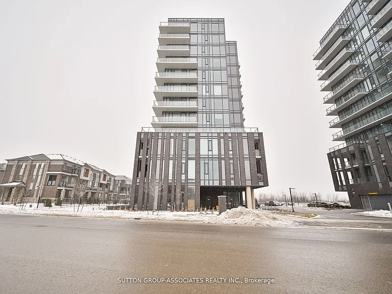 225 Veterans Dr #810 — Photo 1