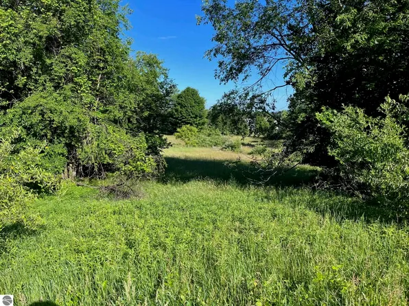 S Roen Dr #73, Empire, MI 49630