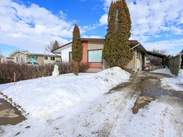 49 E Overdown Dr, Red Deer, AB T4N 5C9