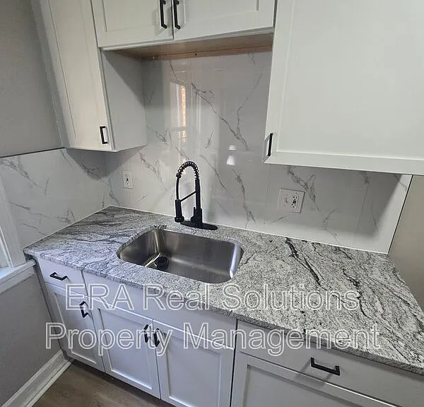 1056 Wilson Ave #A — Photo 9