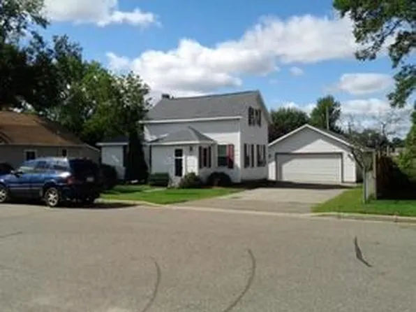212 S Knutson St, Blair, WI 54616